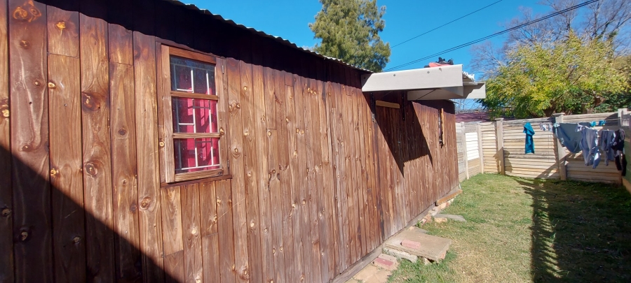 8 Bedroom Property for Sale in Brandwag Free State